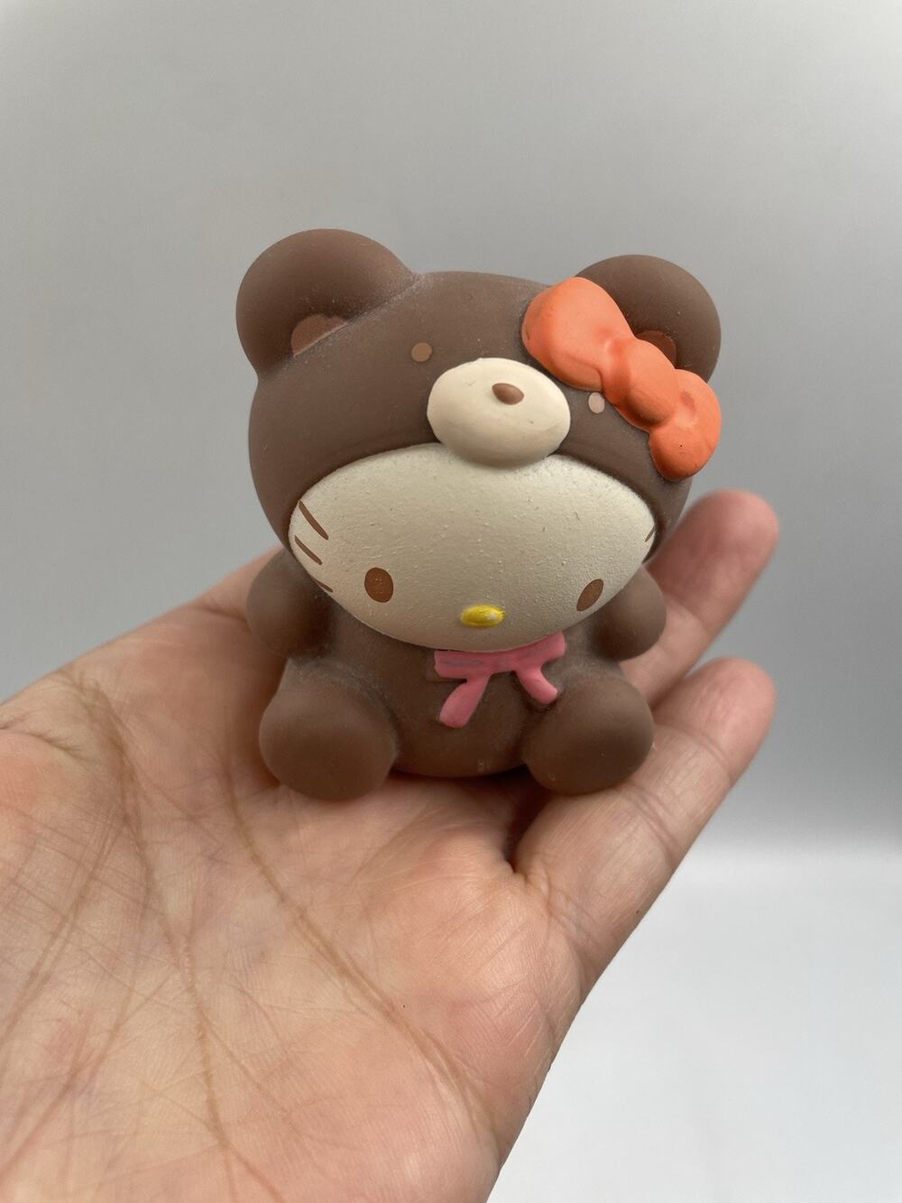 Hamee Sanrio Hello Kitty and Friends Series 7 Latte Bear SquiSHU Capsule Squishy